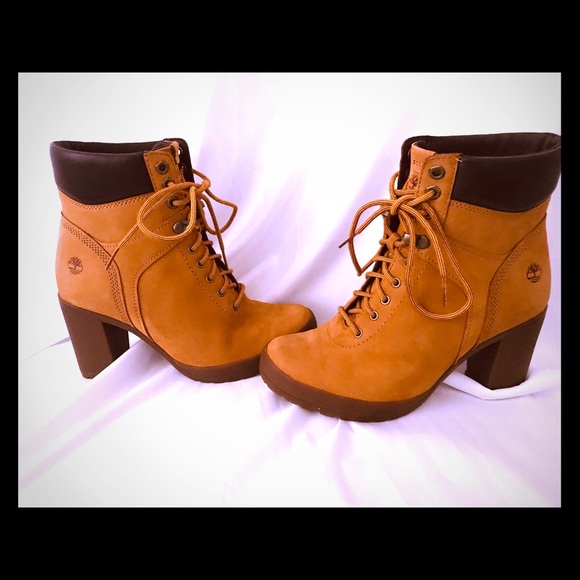 Timberland Shoes - NEW, NEVER WORN TIMBERLAND BOOTIES